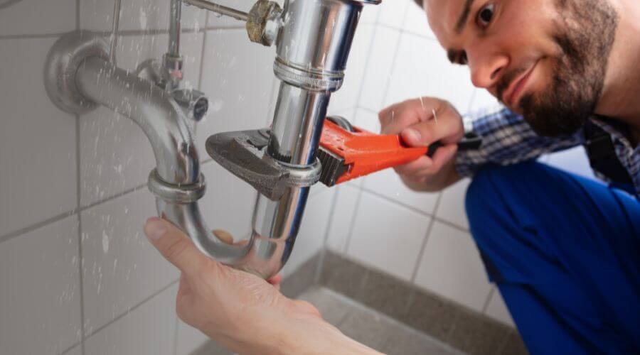 Local tankless water heater installation in Bourbon, MO